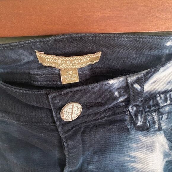 Romeo & Juliet Couture Skinny Jeans - Picture 4 of 6